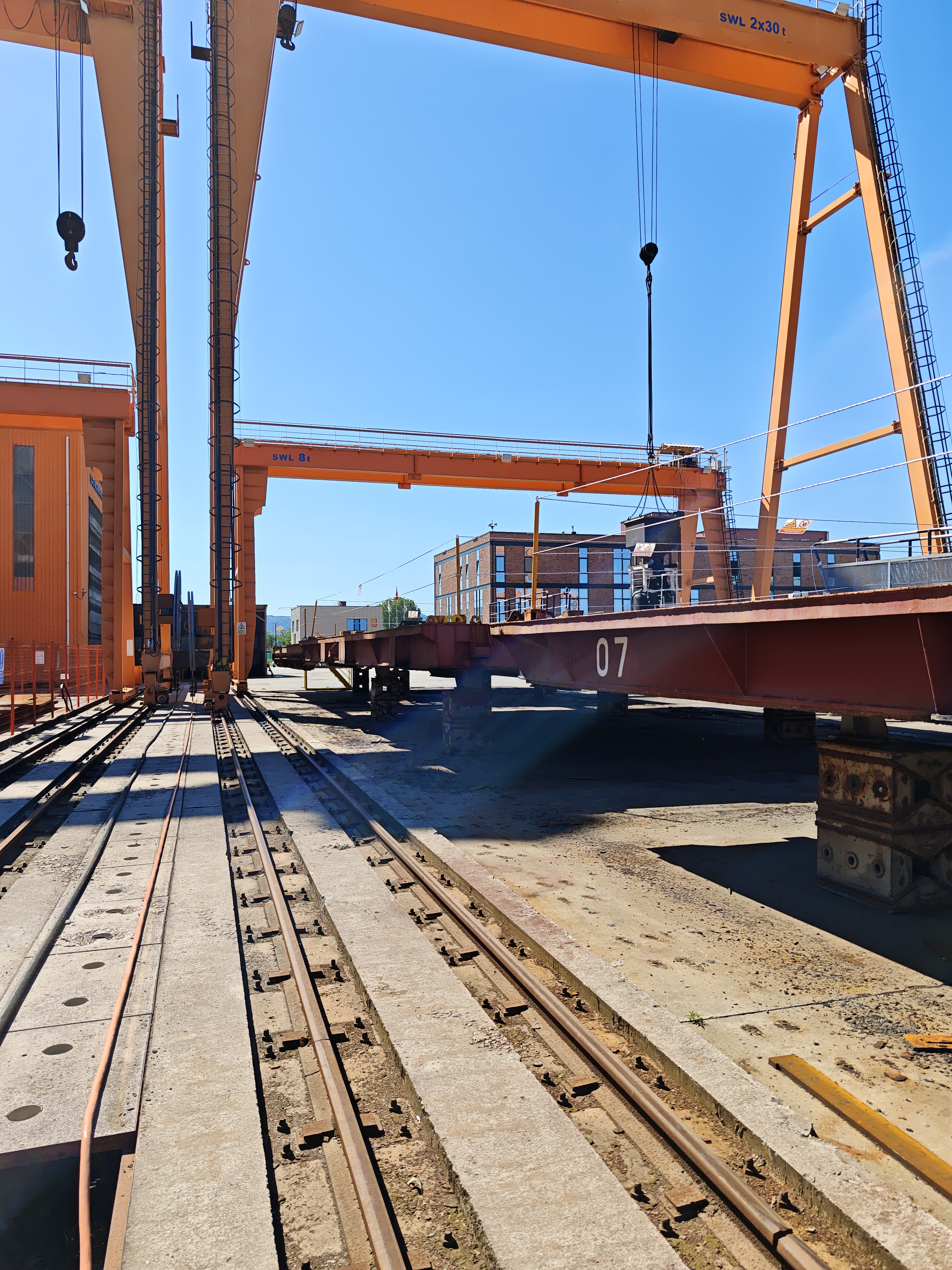 V-03 8 TON PORTAL VİNÇ